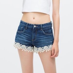Zara Trafaluc Mini shorts Jeans Blue Denim Boho Country Festival Crochet Sz 0
